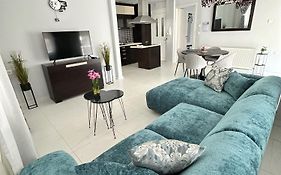 Eden Suite Paralia